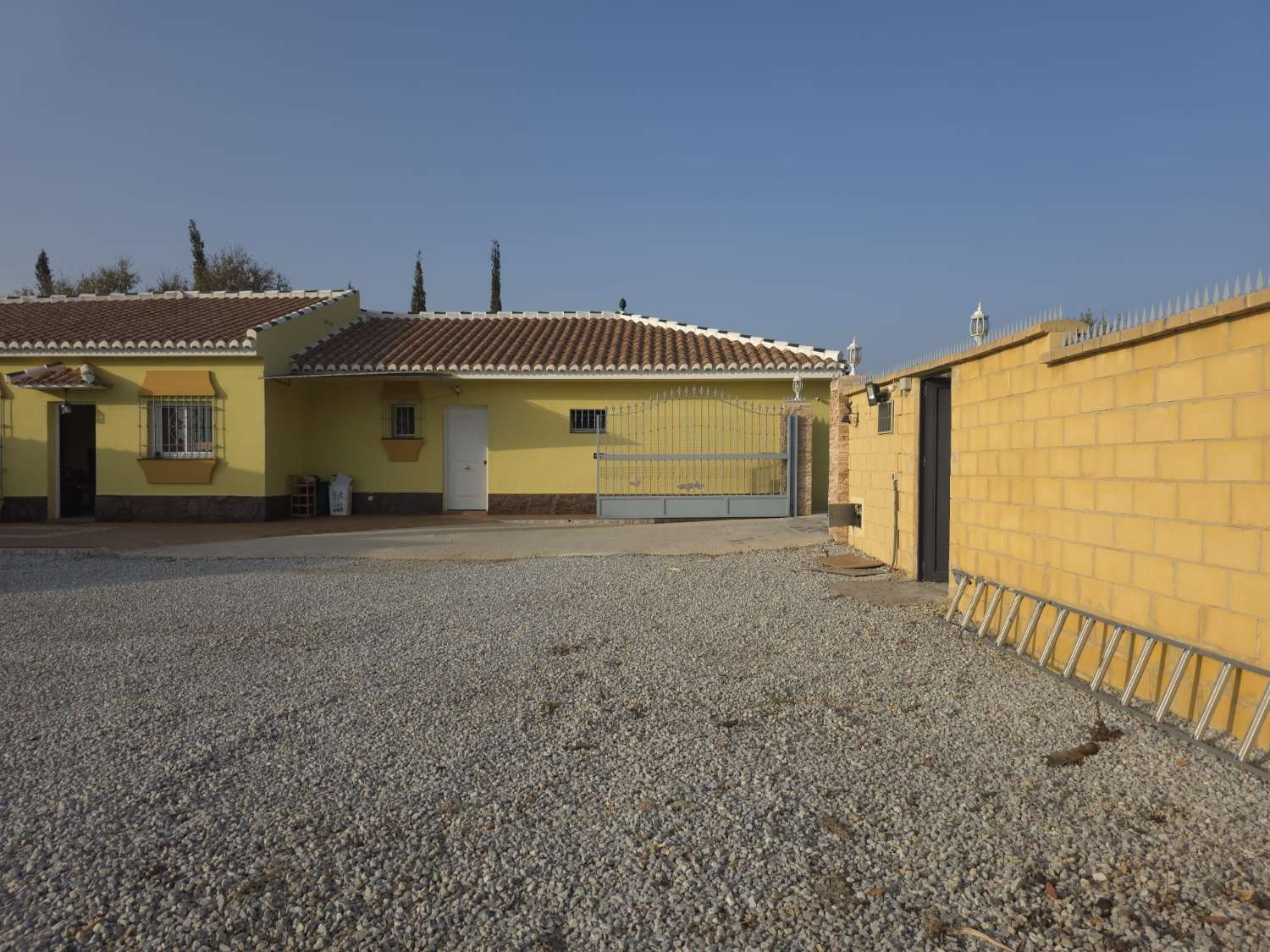 Gran casa de campo