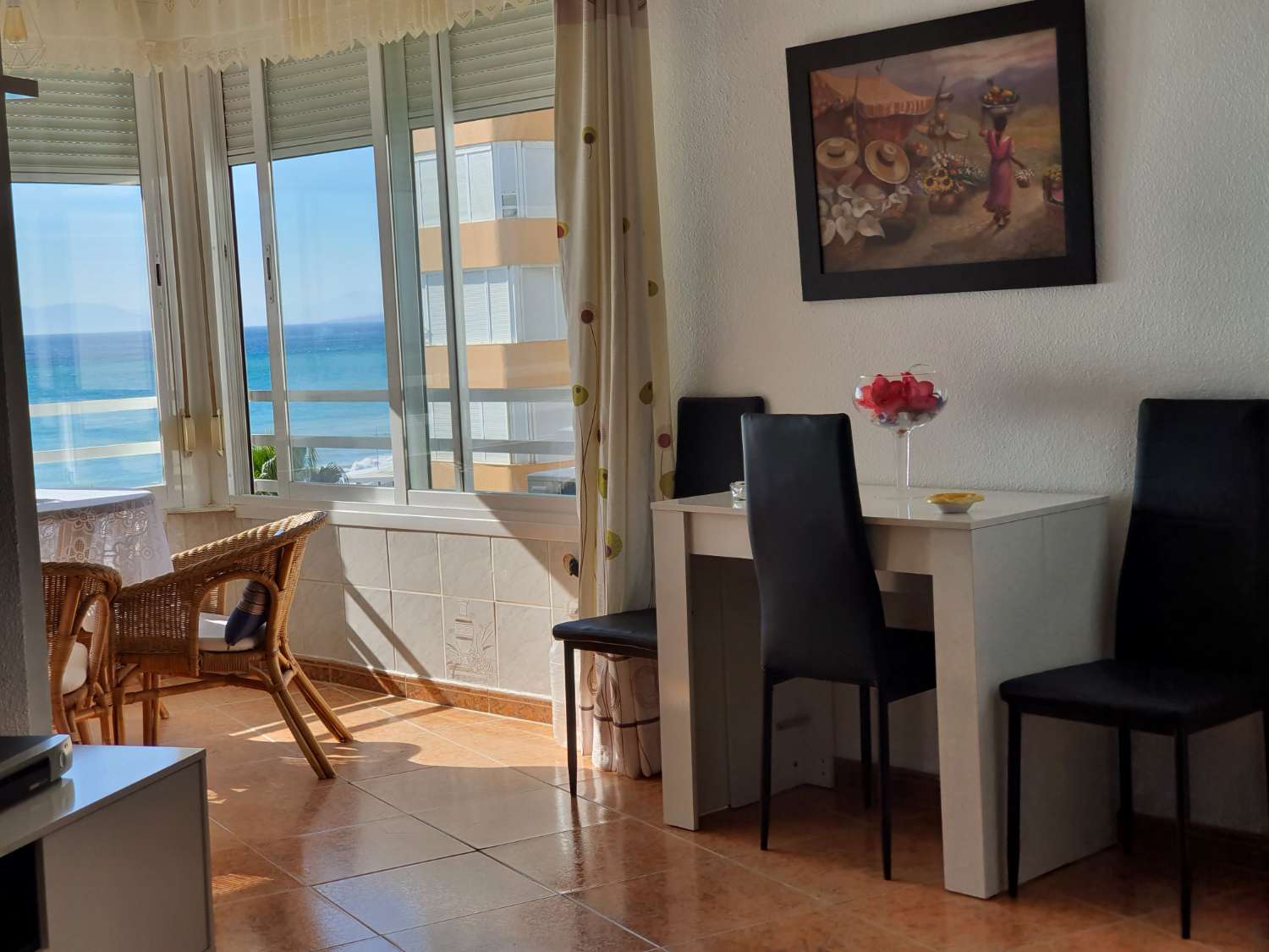 Gran apartament a primera línia de mar